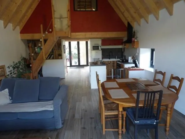 La Maison Lotoise D'Alice Et Jeanne Faycelles